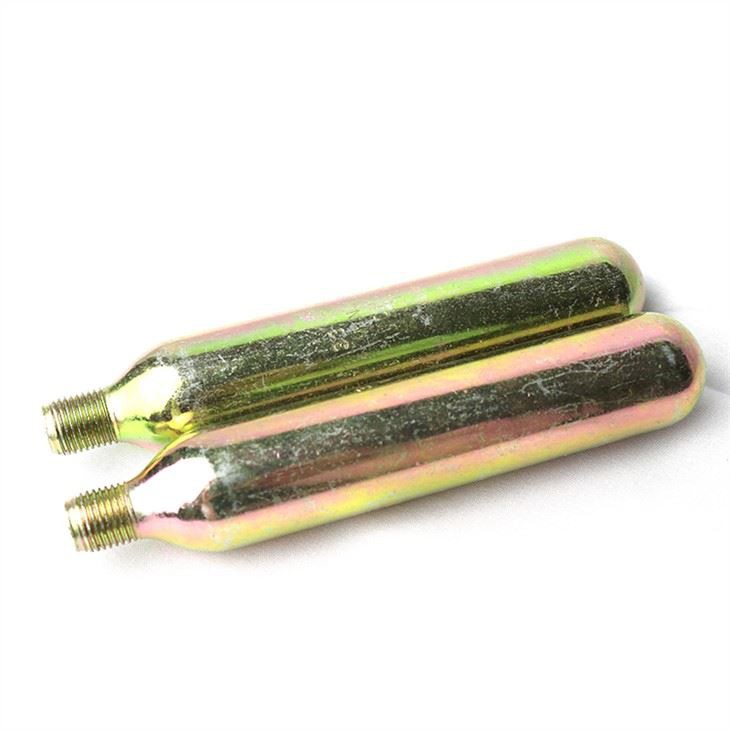 33 Gram 1/2 gängad Co2 patron 33gram